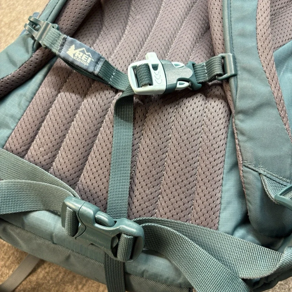 REI Co-Op Trail 25 Backpack Green Women's One Size 25L Hiking Day Pack